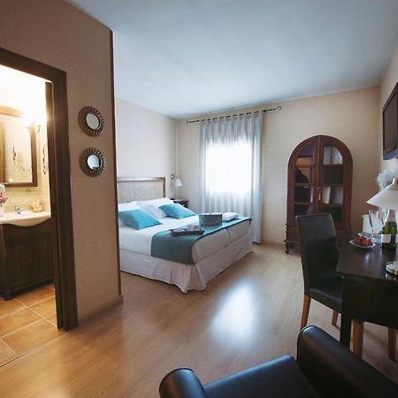 Hostal Rural Moratín Pastrana Exteriér fotografie