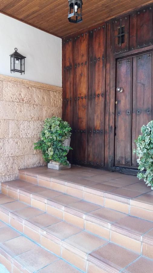 Hostal Rural Moratín Pastrana Exteriér fotografie