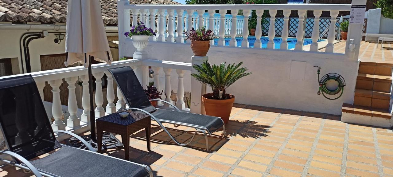 Hostal Rural Moratín Pastrana Exteriér fotografie