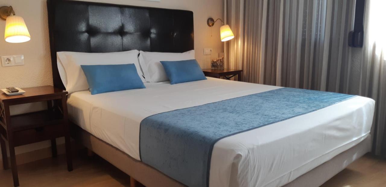 Hostal Rural Moratín Pastrana Exteriér fotografie