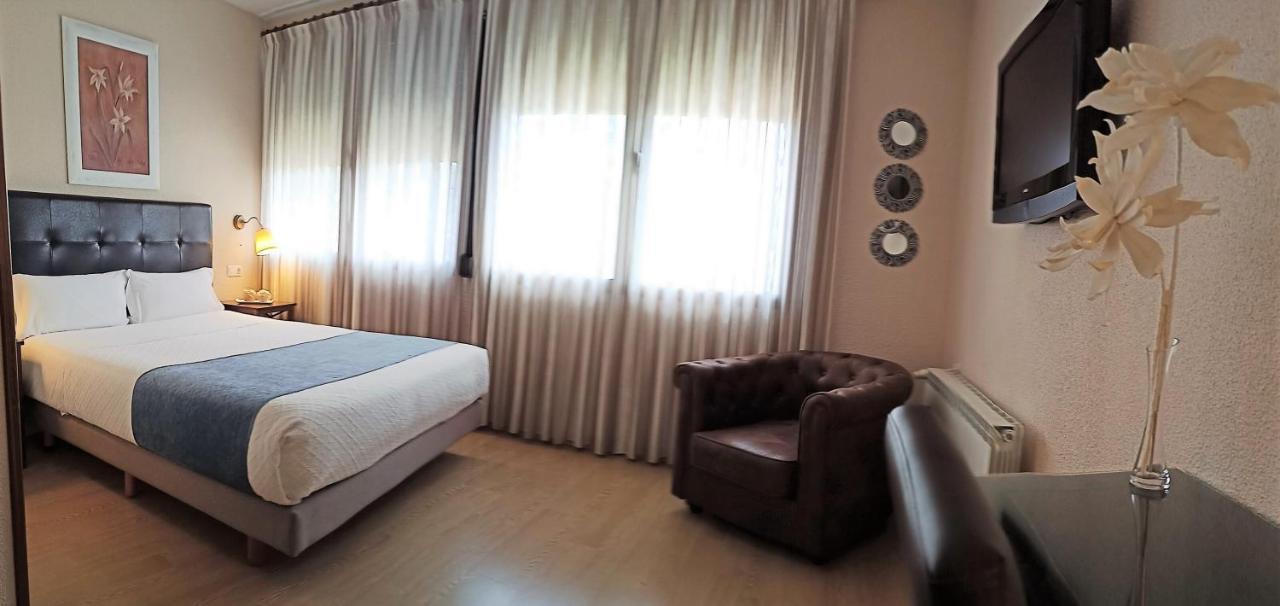 Hostal Rural Moratín Pastrana Exteriér fotografie