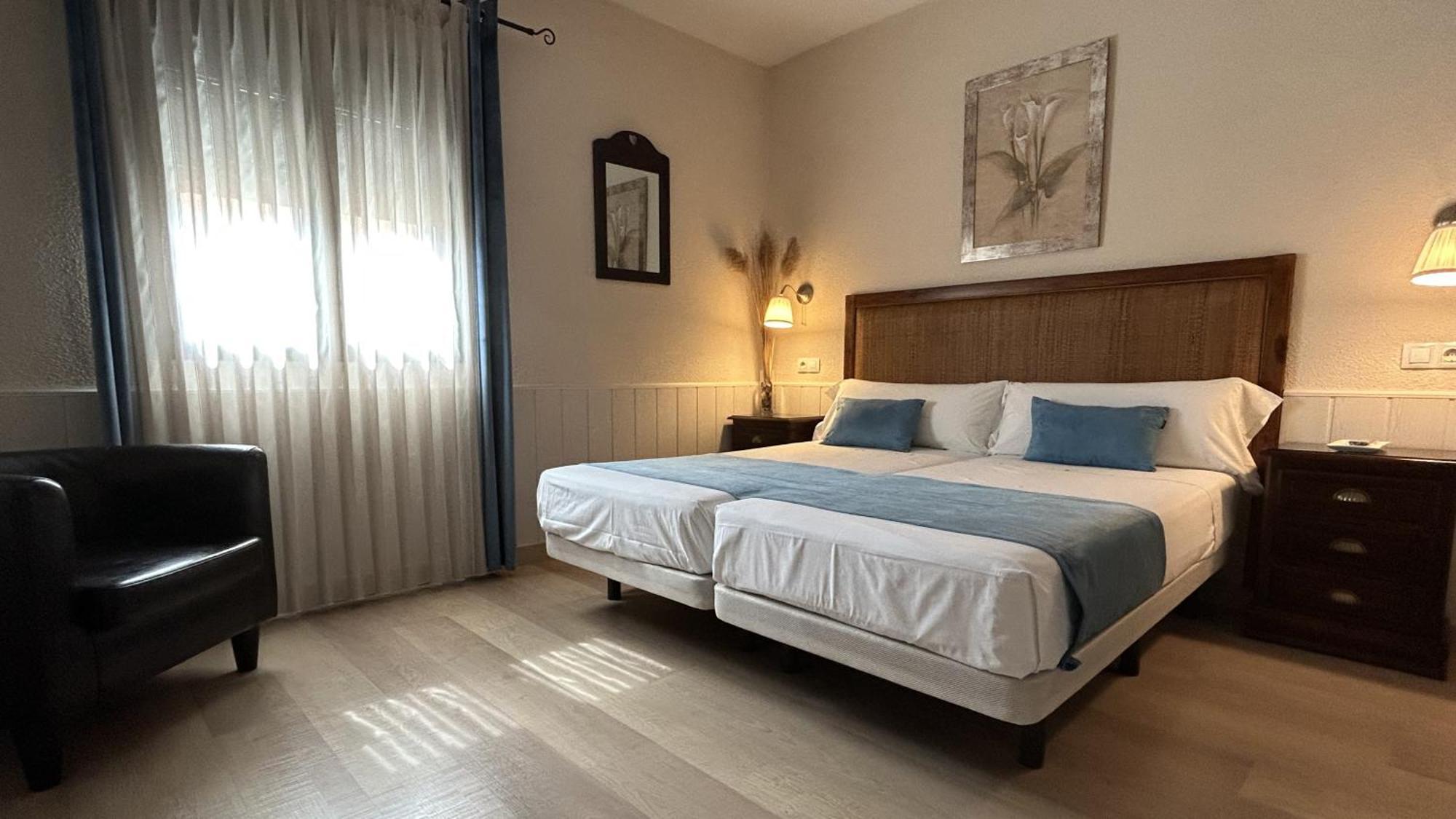 Hostal Rural Moratín Pastrana Exteriér fotografie